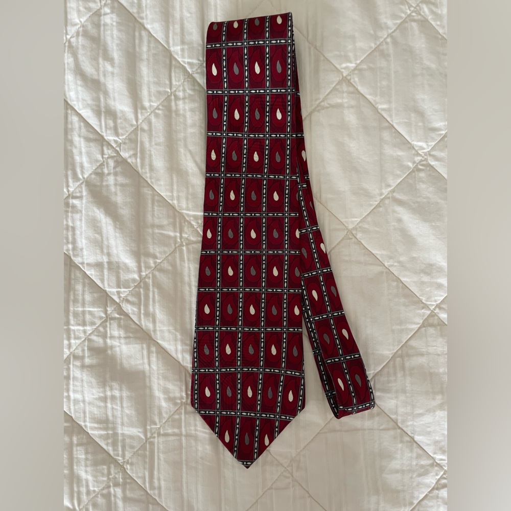 Zylos George Machado Elegant Red Paisley Geometric Men's Tie